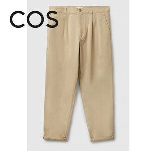 NWOT COS men’s relaxed-fit straight-leg chinos pants, EU 48